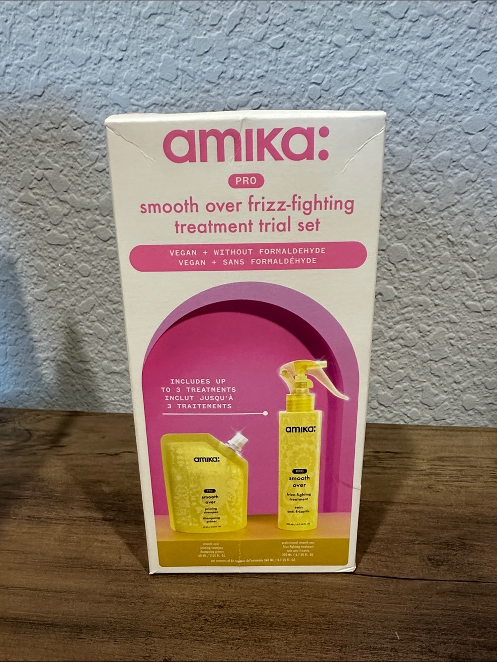 amika Smooth Over Frizz-Fighting Treatment Set